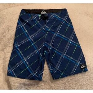 Boys Quiksilver board shorts